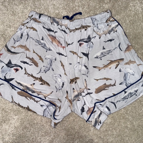 Posh Peanut Women's Maverick Luxe Pajama Short Set, Medium, EUC - Picture 11 of 14